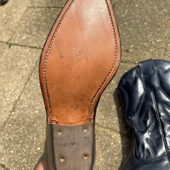 Dark cowboy boots - Picture 4 of 4